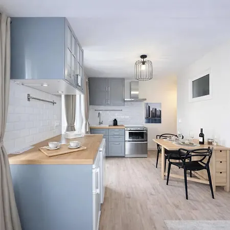 شقة Stunning Duplex - Eiffel Tower & Trocadero *