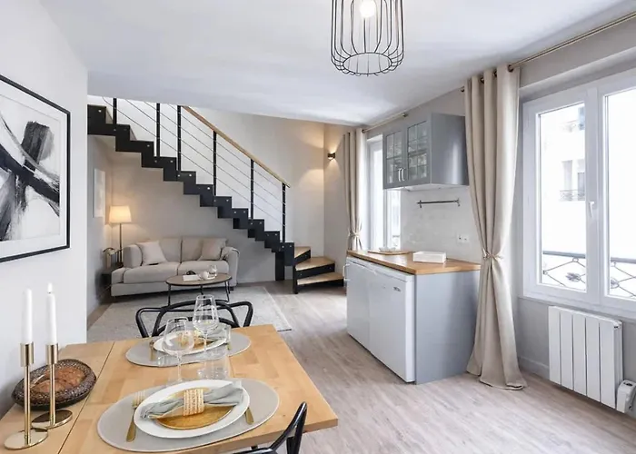 شقة Stunning Duplex - Eiffel Tower & Trocadero