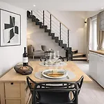 Apartament Stunning Duplex - Eiffel Tower & Trocadero