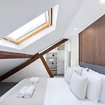 Apartament Stunning Duplex - Eiffel Tower & Trocadero