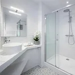 Апартаменты Stunning Duplex - Eiffel Tower & Trocadero