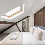 Appartement Stunning Duplex - Eiffel Tower & Trocadero *