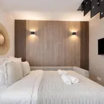 Stunning Duplex - Eiffel Tower & Trocadero Appartement