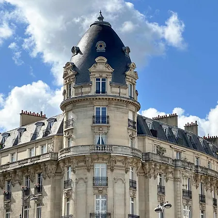 Stunning Duplex - Eiffel Tower & Trocadero * Paris