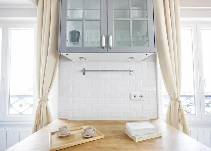 Stunning Duplex - Eiffel Tower & Trocadero *