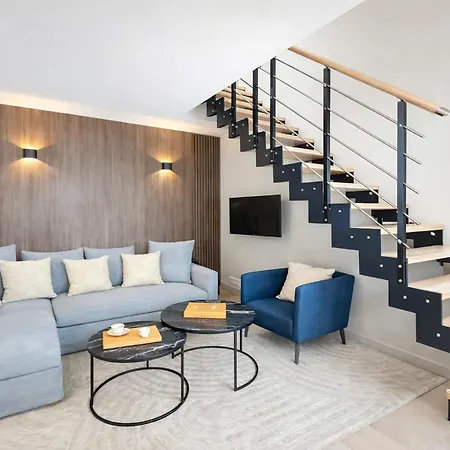 Stunning Duplex - Eiffel Tower & Trocadero Apartment *